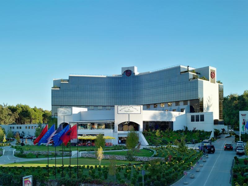 Mak Albania